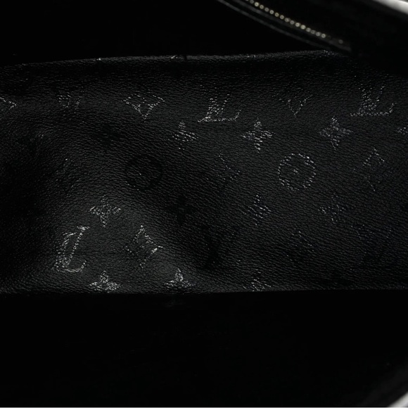 Louis Vuitton Cabas Limited Edition Urs Fischer Tufted Monogram Canvas White - Picture 5 of 7